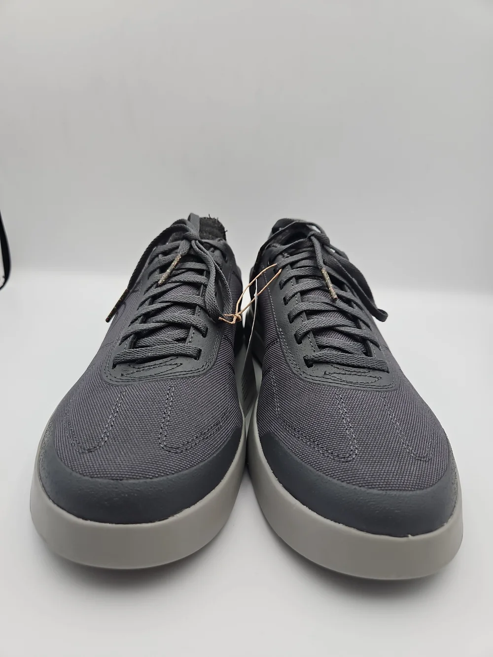 adidas Men's Dark Gray Low-Profile Athletic Sneakers